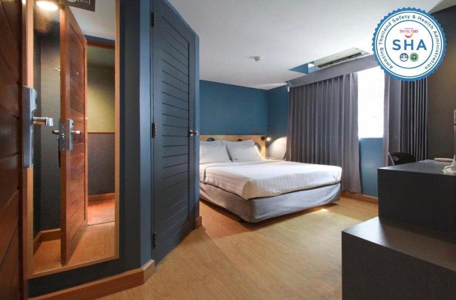Mybed Ratchada Hotel Bangkok Exterior photo