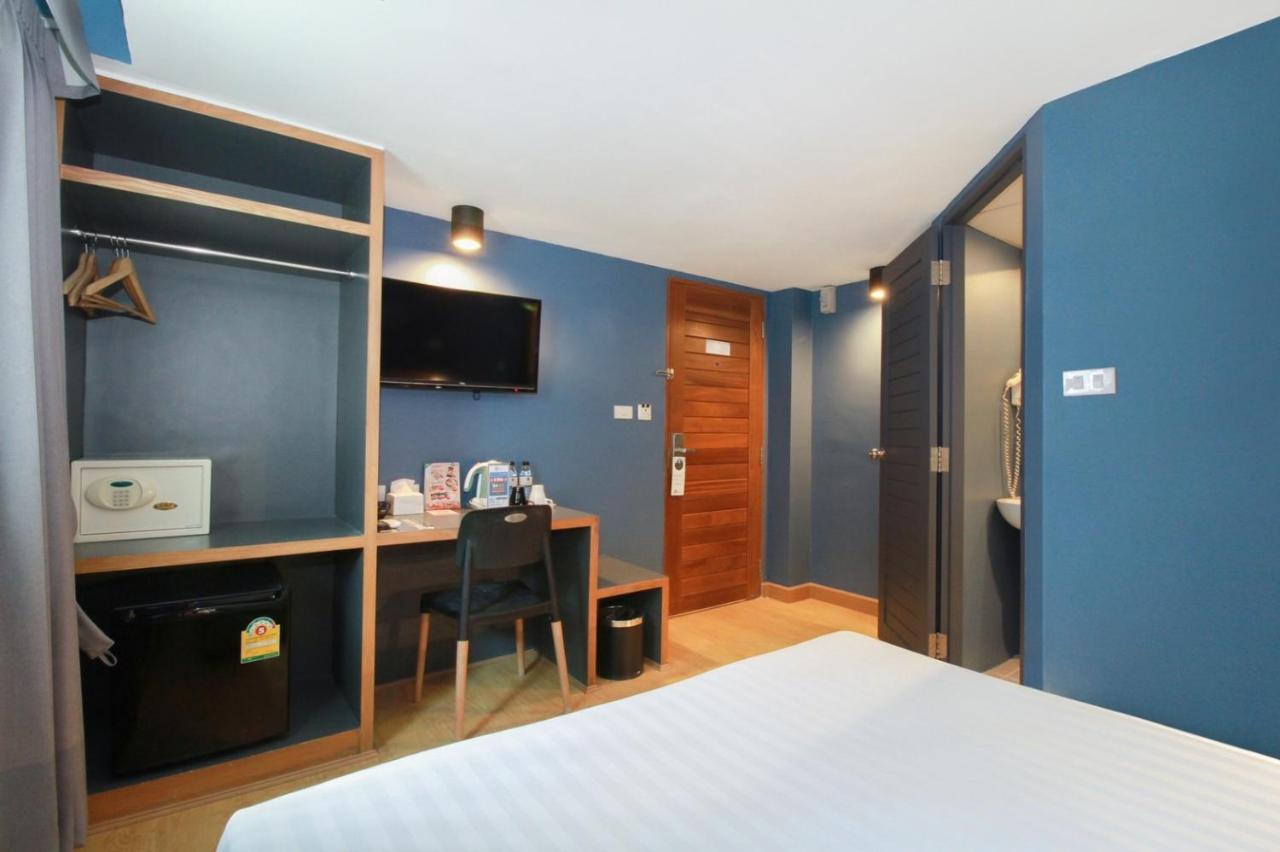 Mybed Ratchada Hotel Bangkok Exterior photo